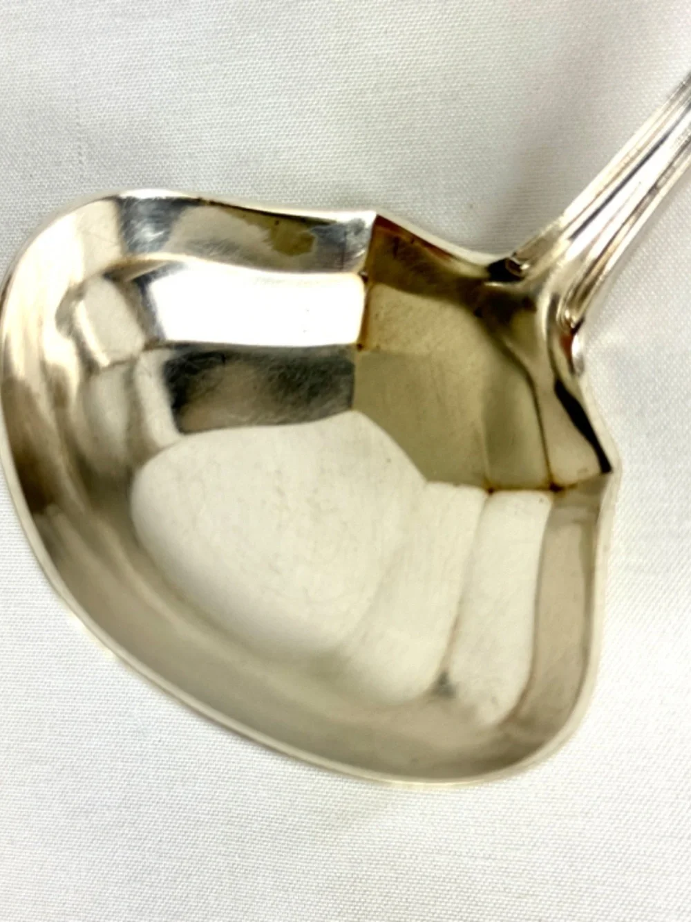 Vintage 1915 Lafayette Alvin Silverplate Gravy Ladle 7 1/8in Long Unique Bowl